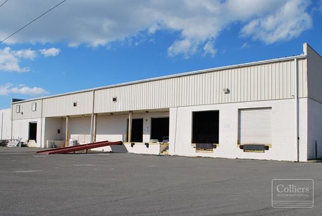 Two Building Industrial Complex with Value-Add Potential: 3220 Hanson St, Fort Myers, FL 33916